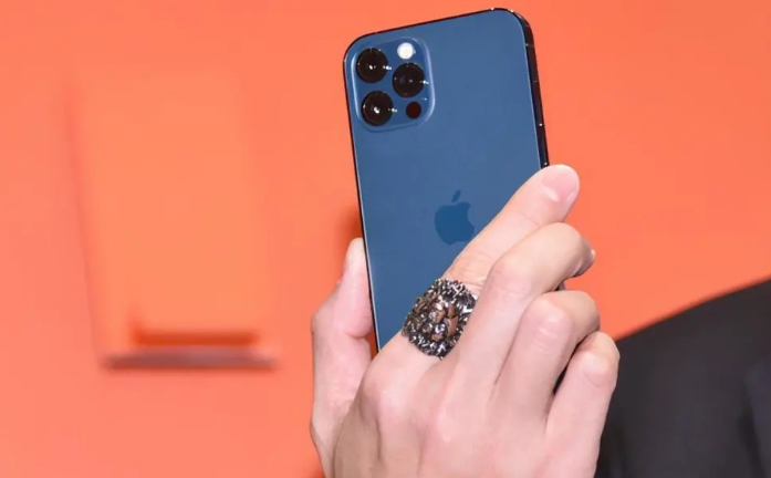 七星关苹果手机维修分享iPhone12系列重启方法教程 